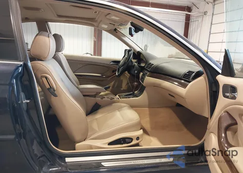 2004 BMW 330Ci z USA, uszkodzony, nr VIN WBABD53414PL10595